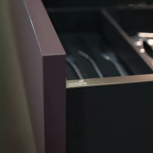AvanTech YOU Dízájn profil, ezüst, 600 mm